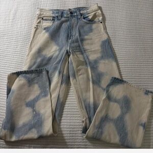 Calvin Klein Jeans in Blue and Cream